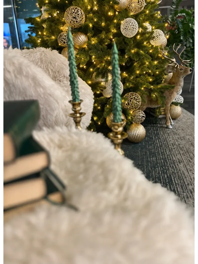 L'Art de Noël II · închiriere Christmas Corner 400 cm