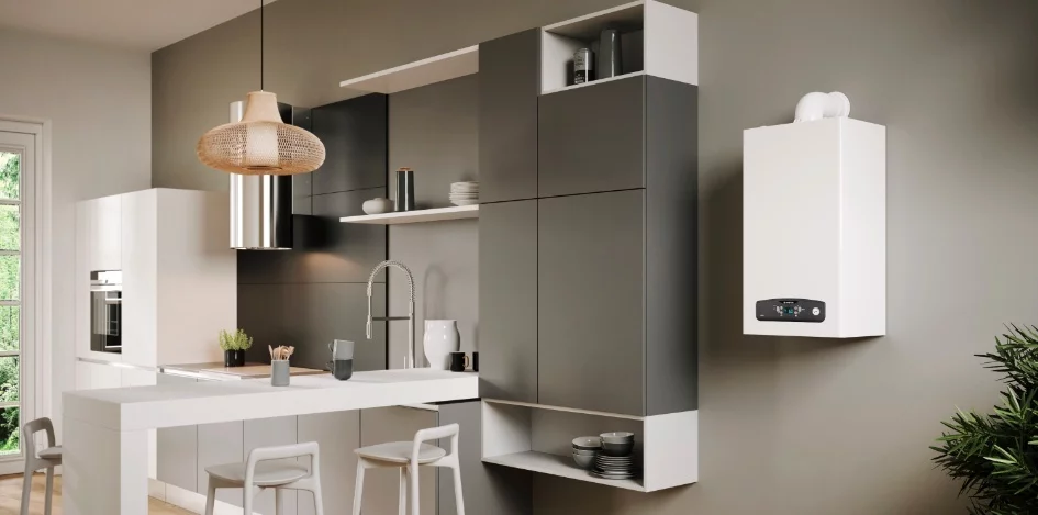 Ambient centrală termică în condensare Ariston Cares S